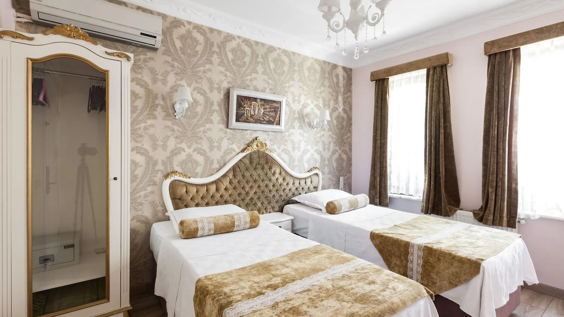 Romantic Hotel Istanbul Turkey