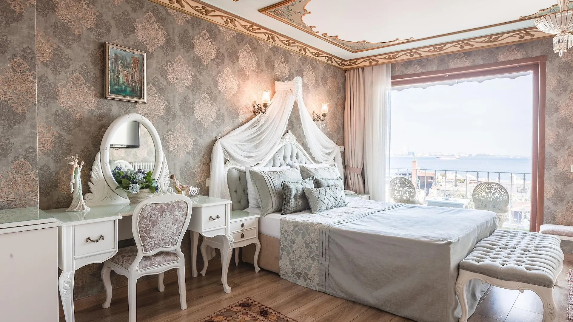 Romantic Hotel Istanbul